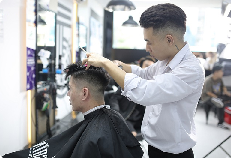 Cắt tóc Undercut