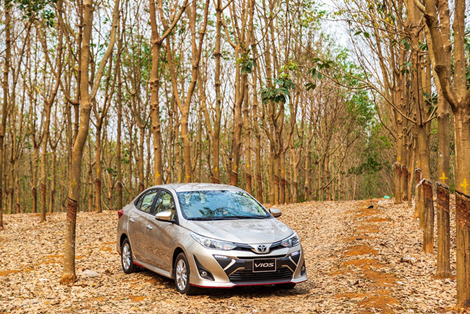 Toyota bán gần 3.000 xe Vios trong tháng 9