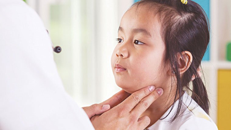 ĐIỀU TRỊ NỘI TIẾT UNG THƯ TUYẾN GIÁP BIỆT HOÁ Ở TRẺ EM