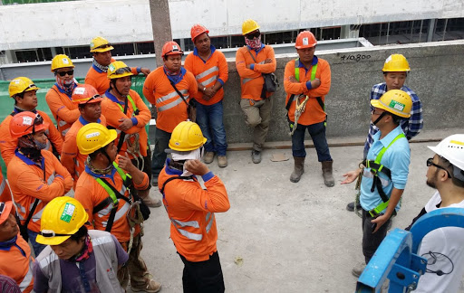 Hướng dẫn an toàn lao động cho cty xây dựng Vĩnh Phát 