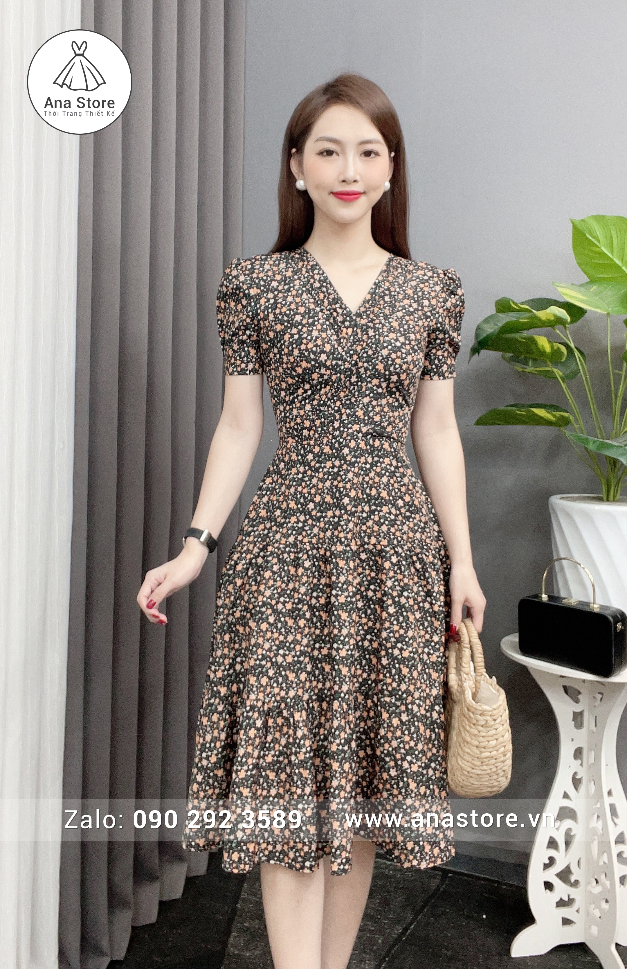 Đầm Đen hoa nâu D938