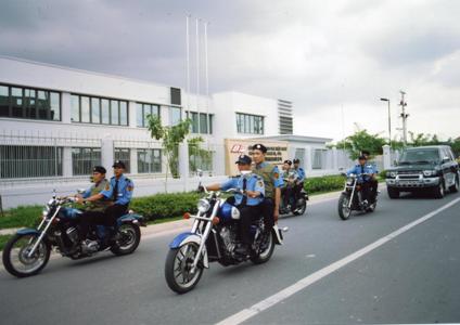 Trang bị công cụ hỗ trợ trong công ty bảo vệ