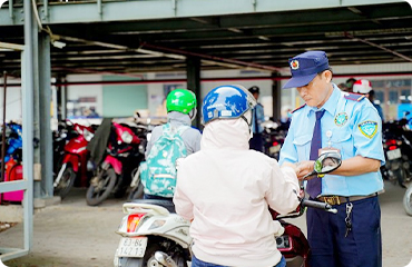 Bảo vệ bãi giữ xe