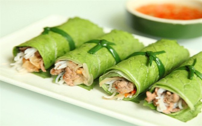 Bò cuộn cải xanh