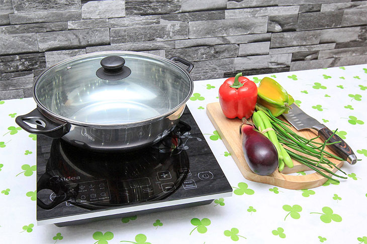 Bếp từ có hại cho sức khỏe không? 5 lợi ích khi sử dụng bếp từ