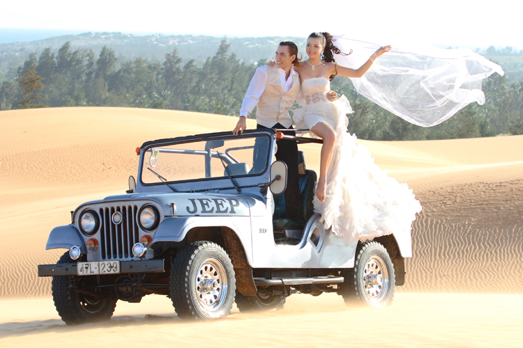 TOUR XE JEEP THAM QUAN MŨI NÉ
