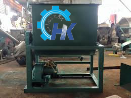 Máy trộn nằm ngang