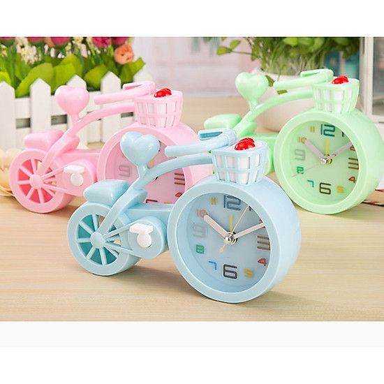 Đồng Hồ Để Bàn 1