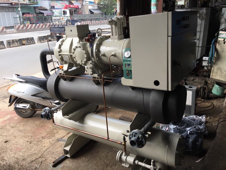 MÁY LÀM LẠNH NƯỚC CHILLER