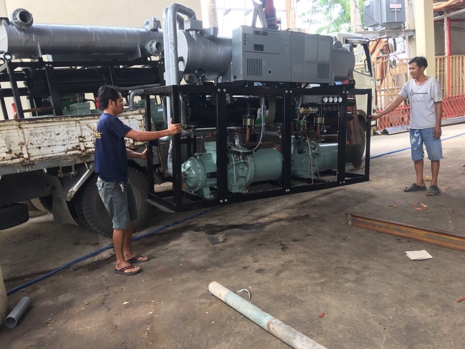 MÁY LÀM LẠNH NƯỚC CHILLER