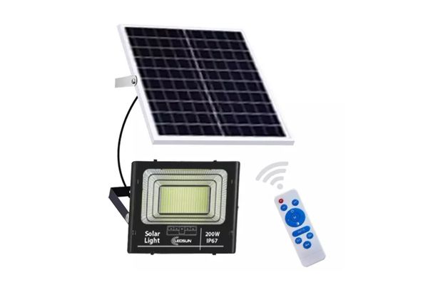 Các điểm cần lưu ý khi sử dụng remote đèn năng lượng mặt trời