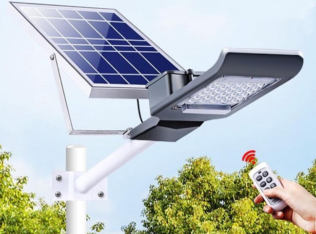 Đèn đường Led năng lượng mặt trời 100W