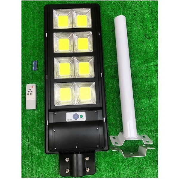  Đèn đường năng lượng mặt trời 300W liền thể