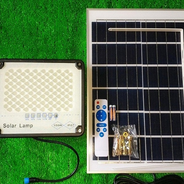  Đèn năng lượng mặt trời 100w Solar