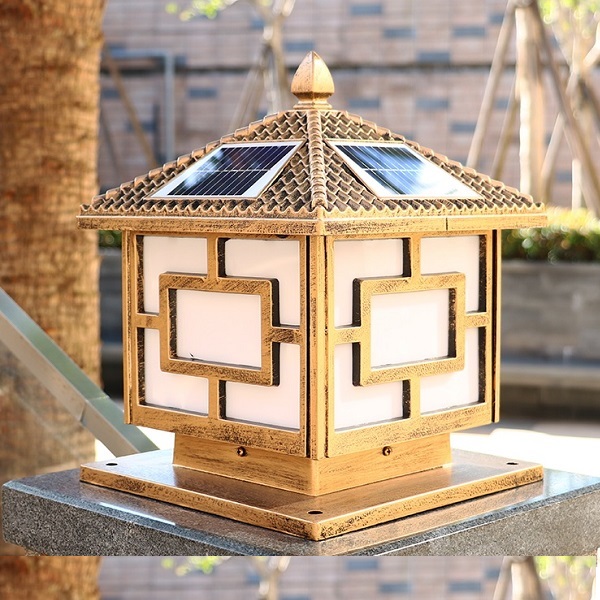 Đèn năng lượng mặt trời sân vườn