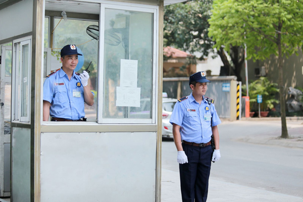 Tầm Quan Trọng Của Nhân Viên Bảo Vệ Tại Các Khu Chung Cư