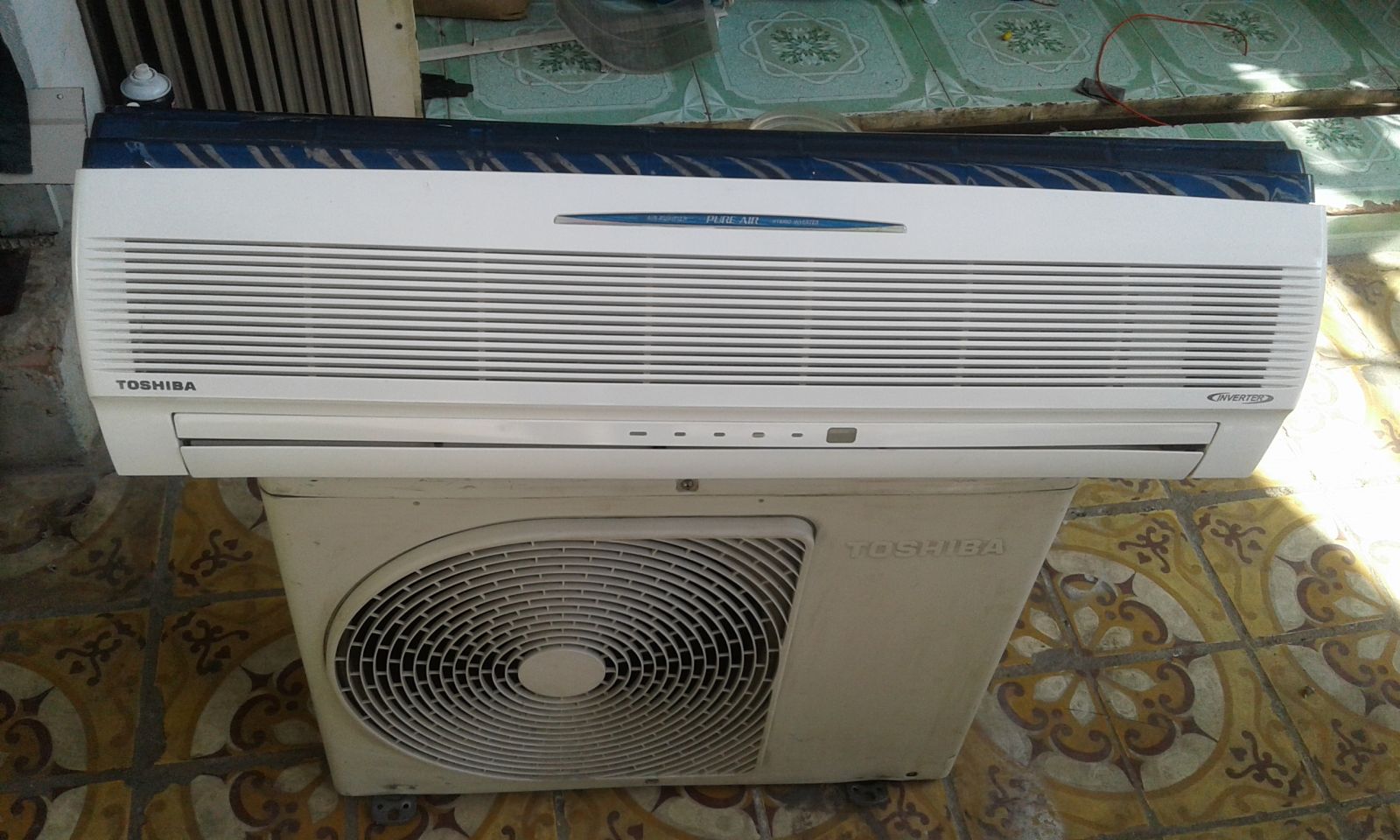 Máy Lạnh Toshiba 1.5hp inverter