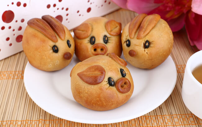 Cách nặn bánh trung thu chú heo thật xinh xắn