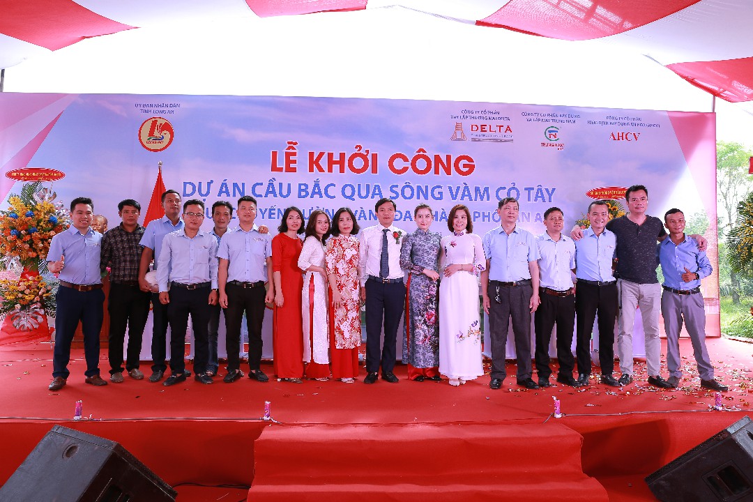 LỄ KHỞI CÔNG DỰ ÁN CẦU BẮC QUA SÔNG VÀM CỎ TÂY