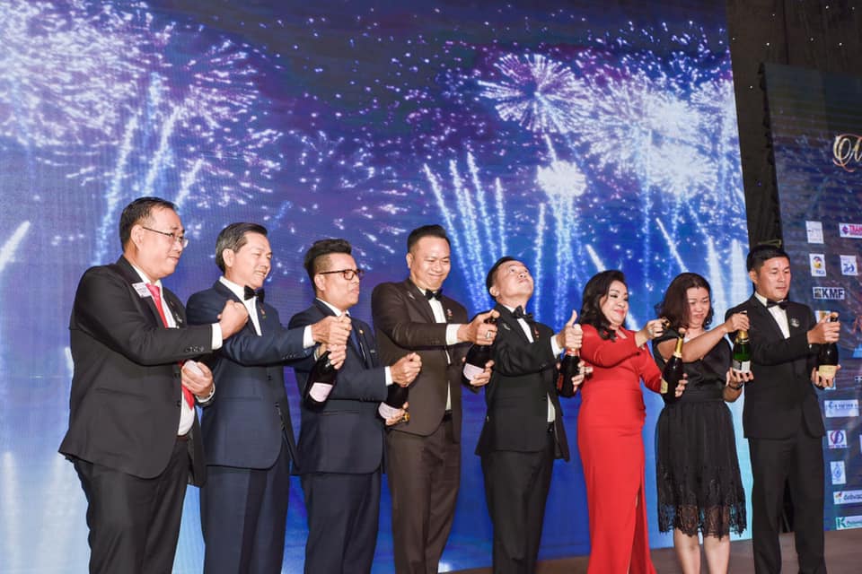 TIỆC TẤT NIÊN WINWIN 2020