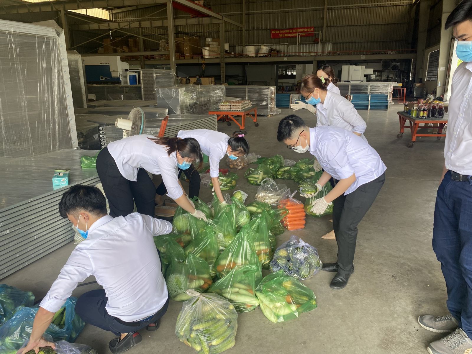 CÔNG TY GIA THỊNH SAN SẺ NỖI LO CÙNG CÔNG NHÂN VIÊN MÙA DỊCH COVID