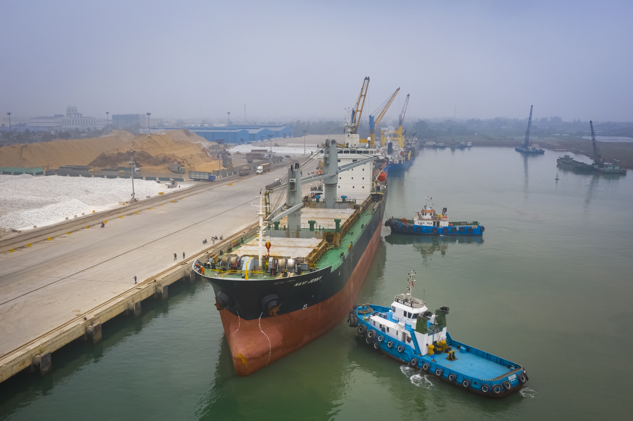 Harbor Tug & Towage