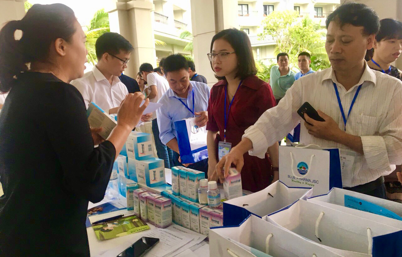 Green Pharma Company participated in the conference of Ear, Nose and Throat - Nghe An - Central Region