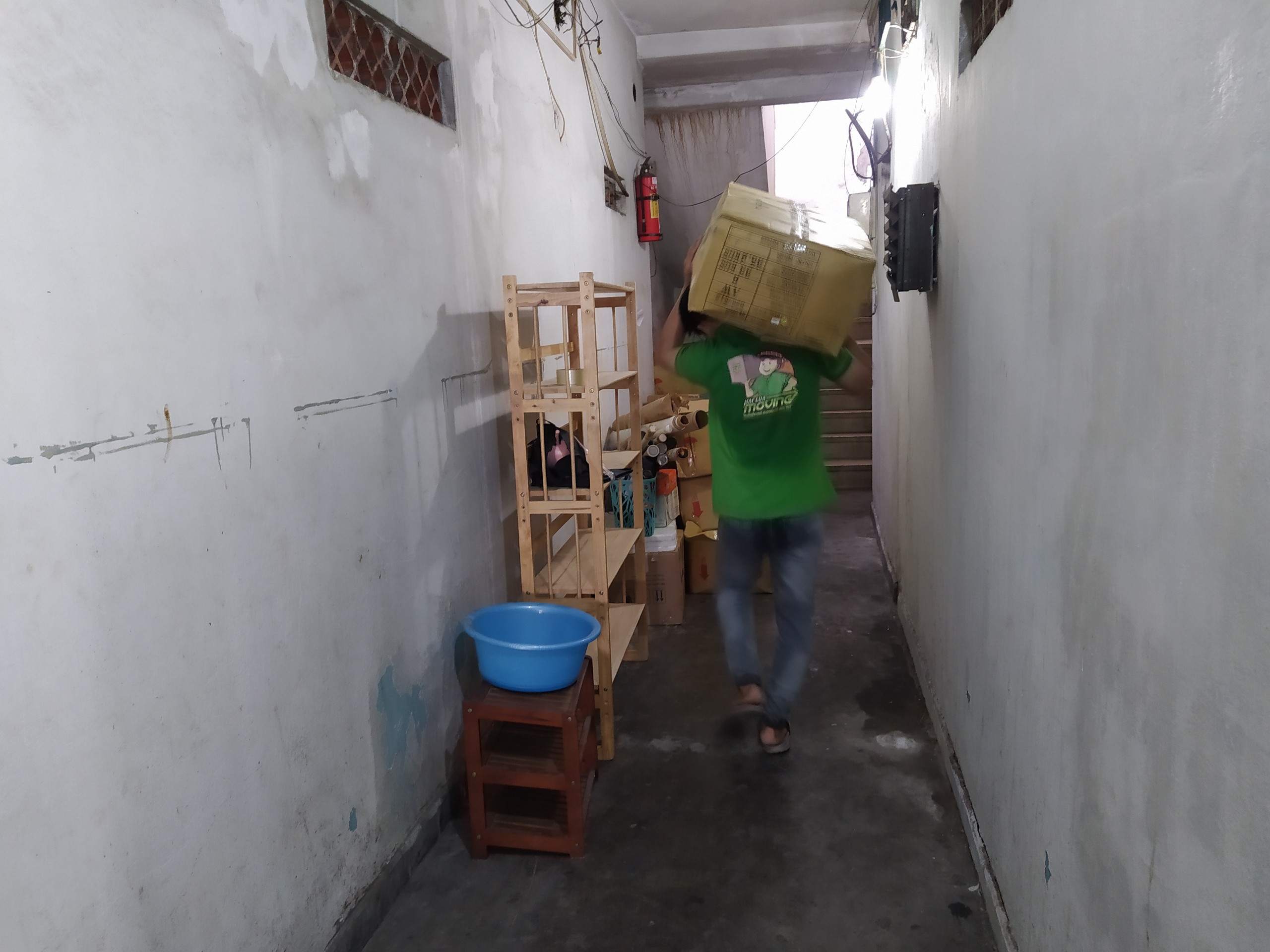 Ms.Doanh, Võ Văn Tần, Quận 3 -> Vinhomes Quận 9, Tp.HCM