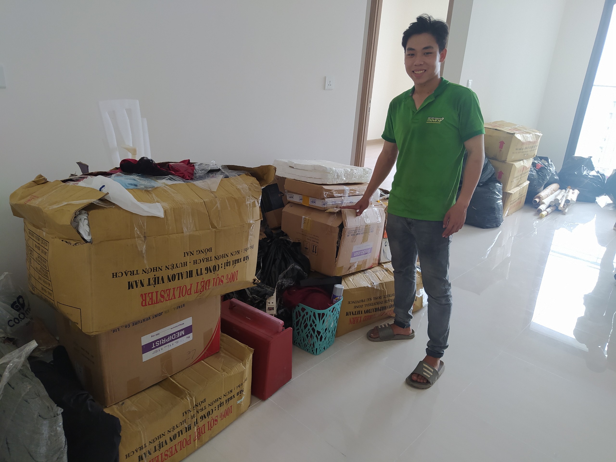 Ms.Doanh, Võ Văn Tần, Quận 3 -> Vinhomes Quận 9, Tp.HCM