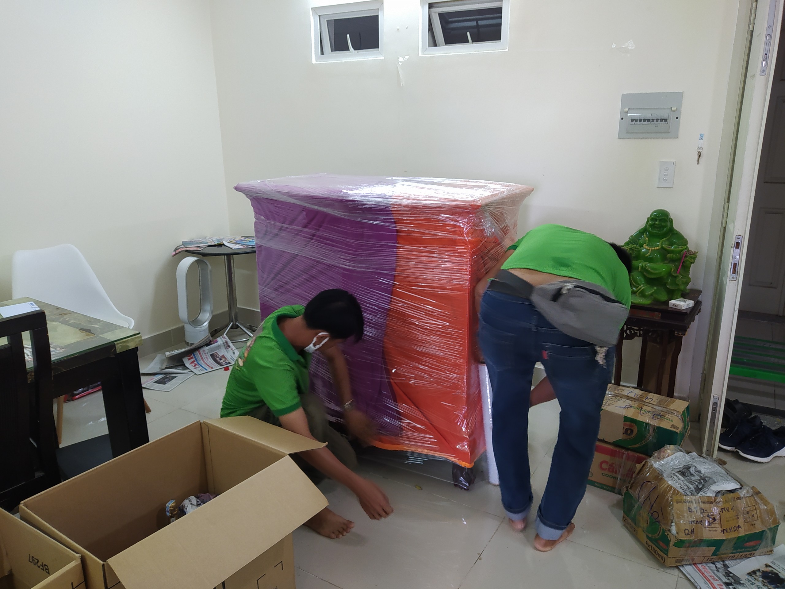 Cô THẮNG tại chung cư Brilliant Đảo Kim Cương,quận 2,TP.HCM.