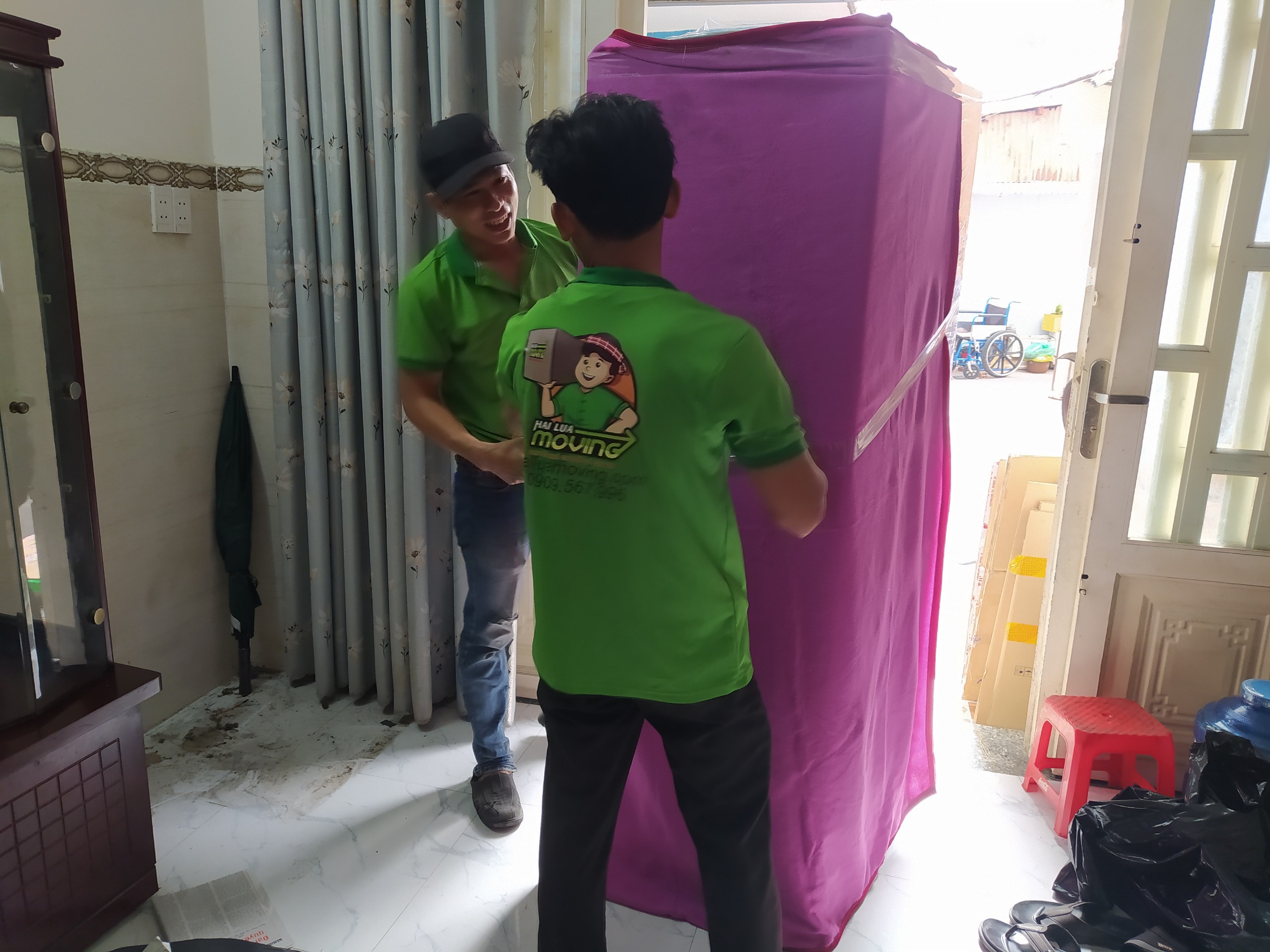 Chú Sáu - Lê Văn Lương, quận 7 , TP.HCM