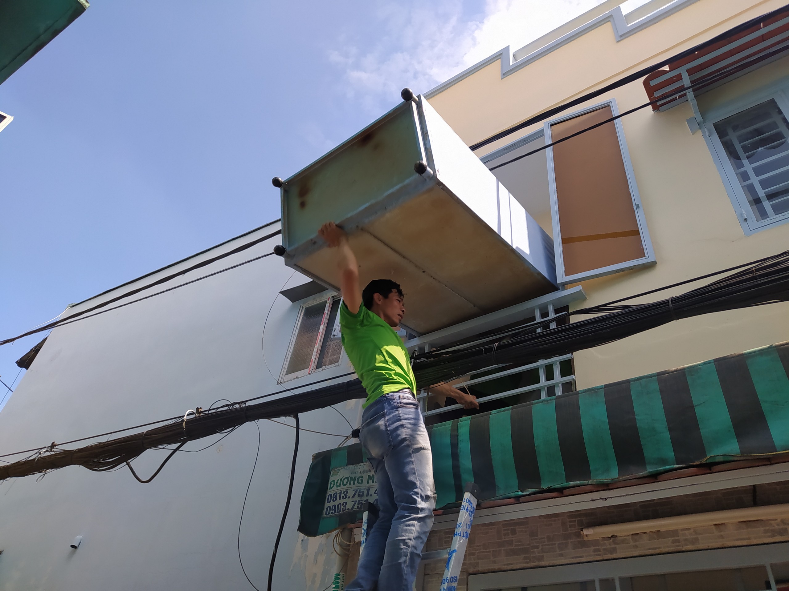 Chú Sáu - Lê Văn Lương, quận 7 , TP.HCM