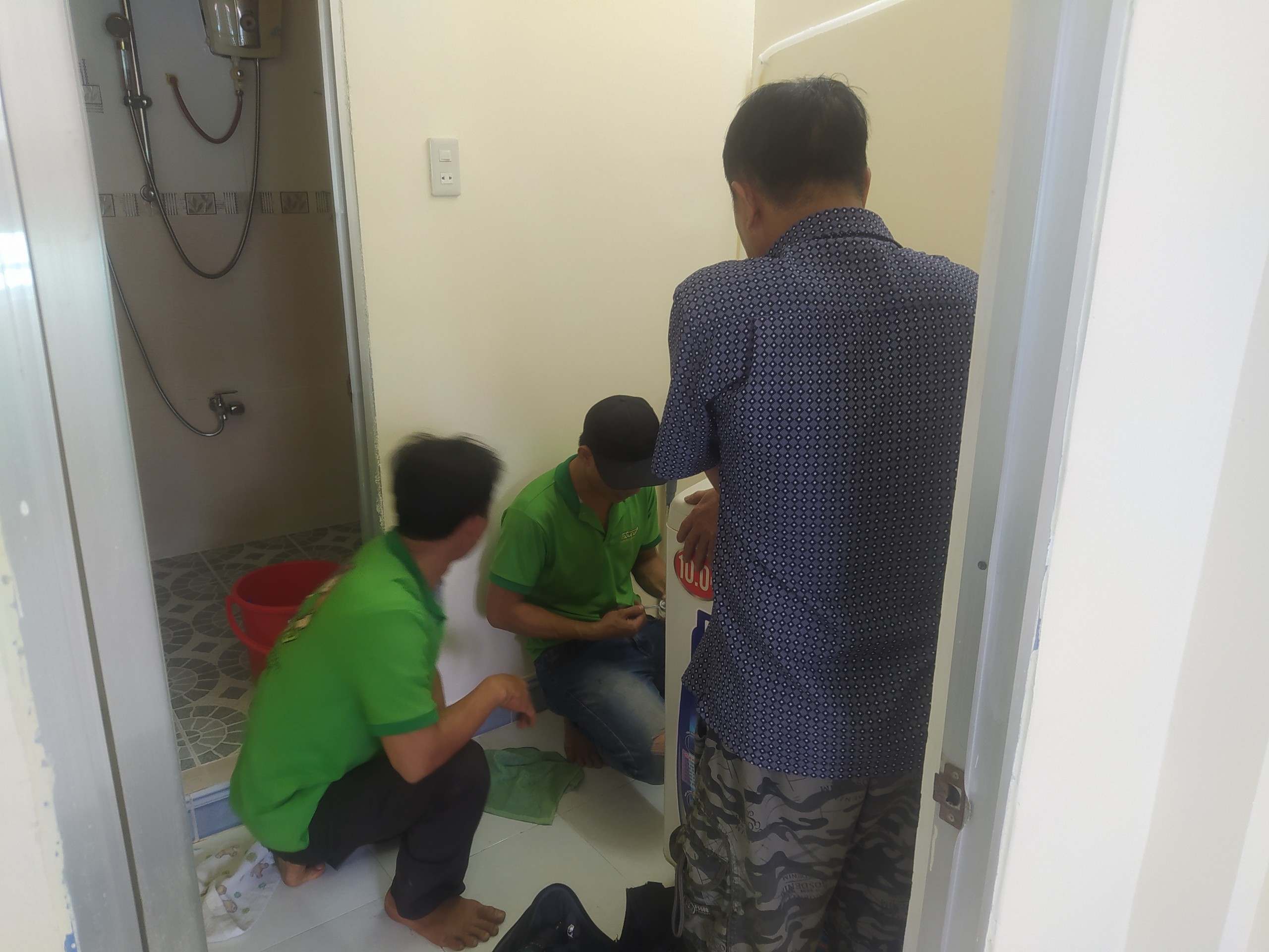 Chú Sáu - Lê Văn Lương, quận 7 , TP.HCM