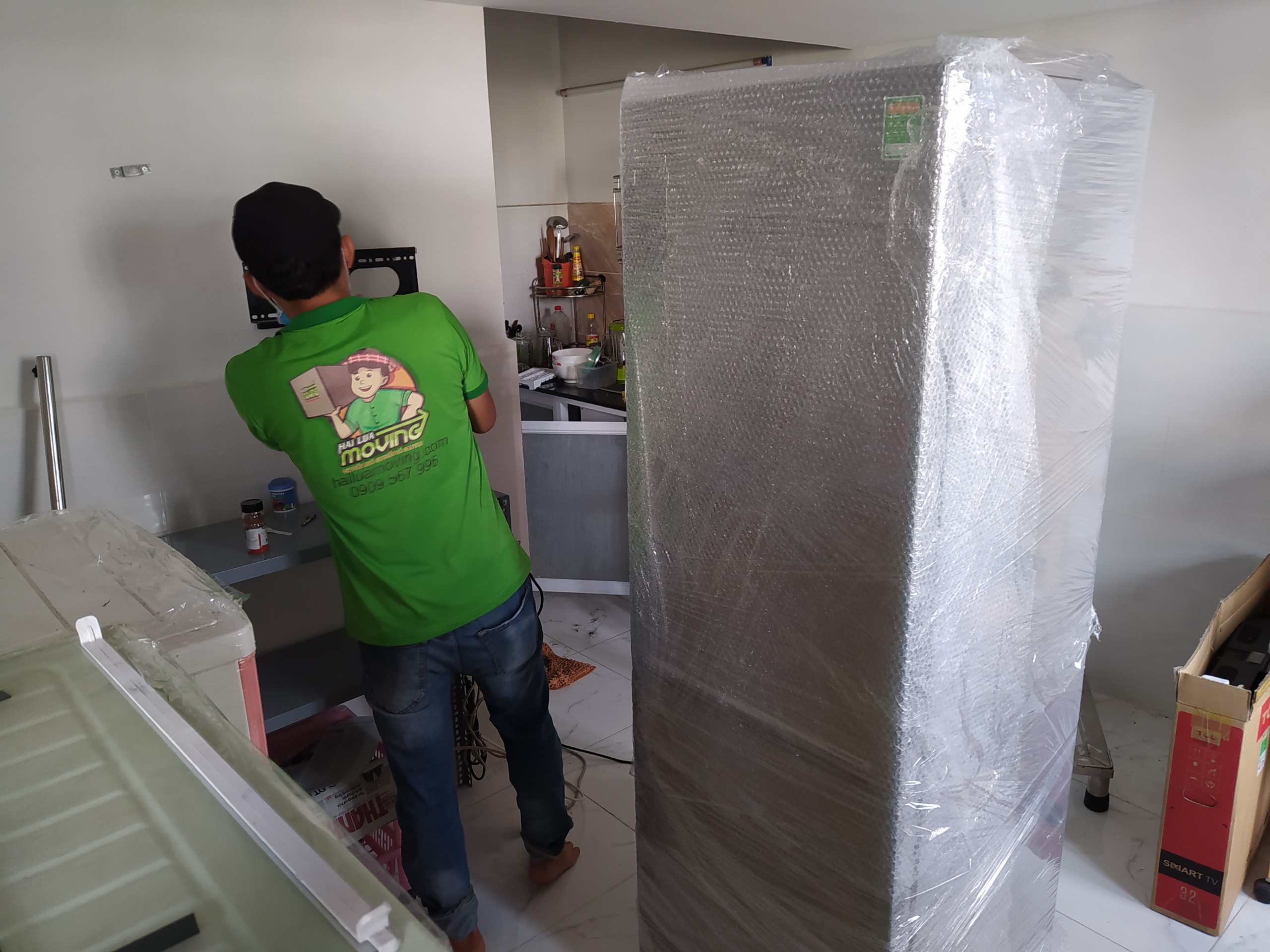 Anh 8 - Nhiêu Tứ,Phú Nhuận Tp.HCM