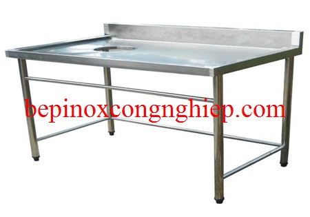 Bàn inox có lỗ xả rác