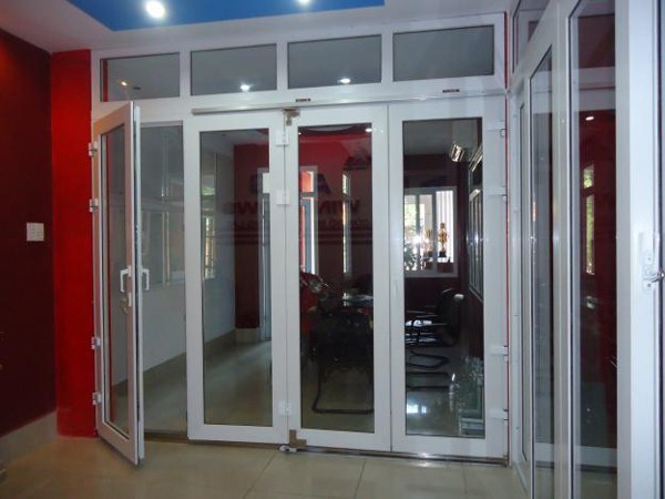Cửa nhựa lõi thép, sản phẩm tốt nhất thay cho cửa gỗ