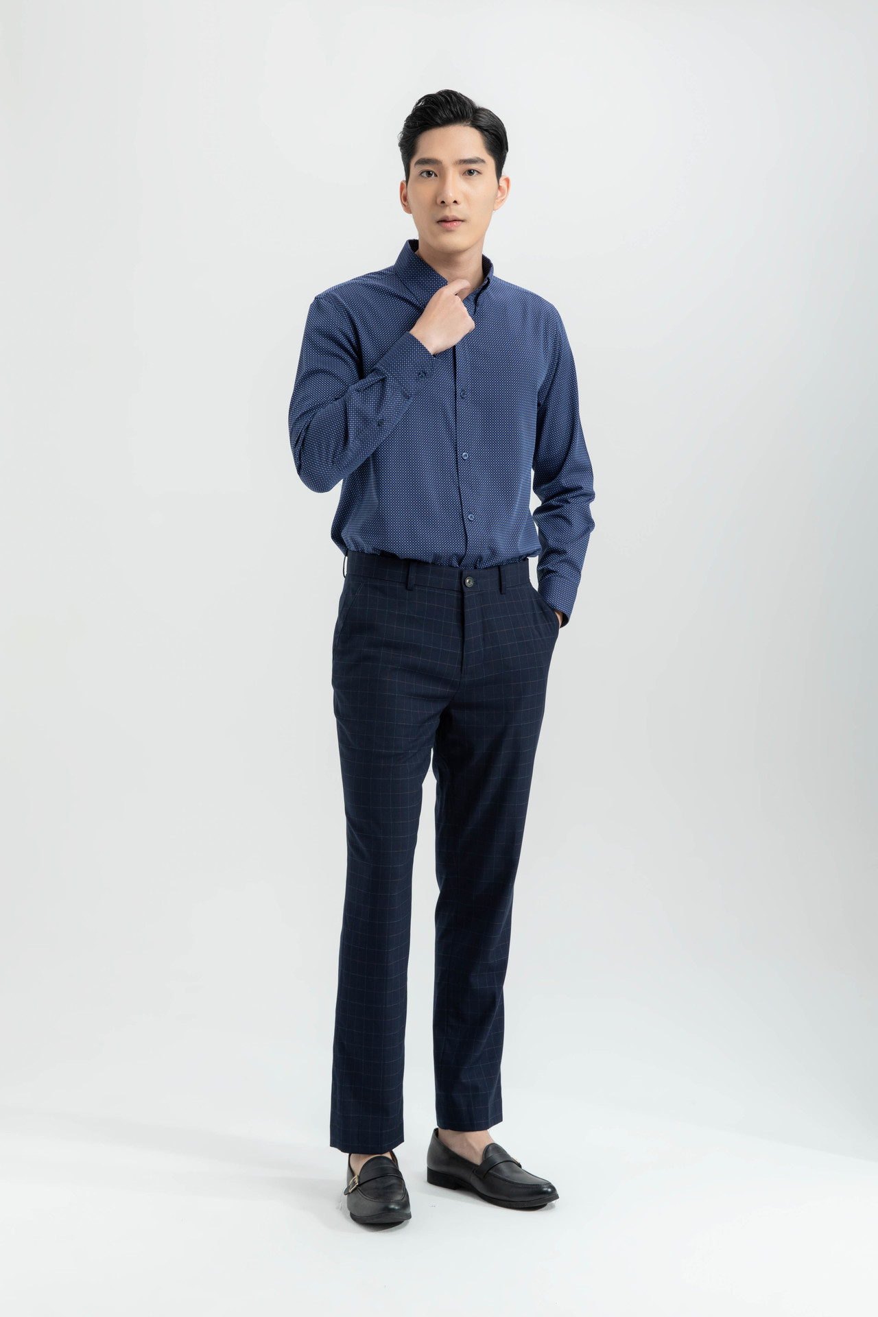 Quần tây Nam dáng Slim Kẻ Xanh Tím Than