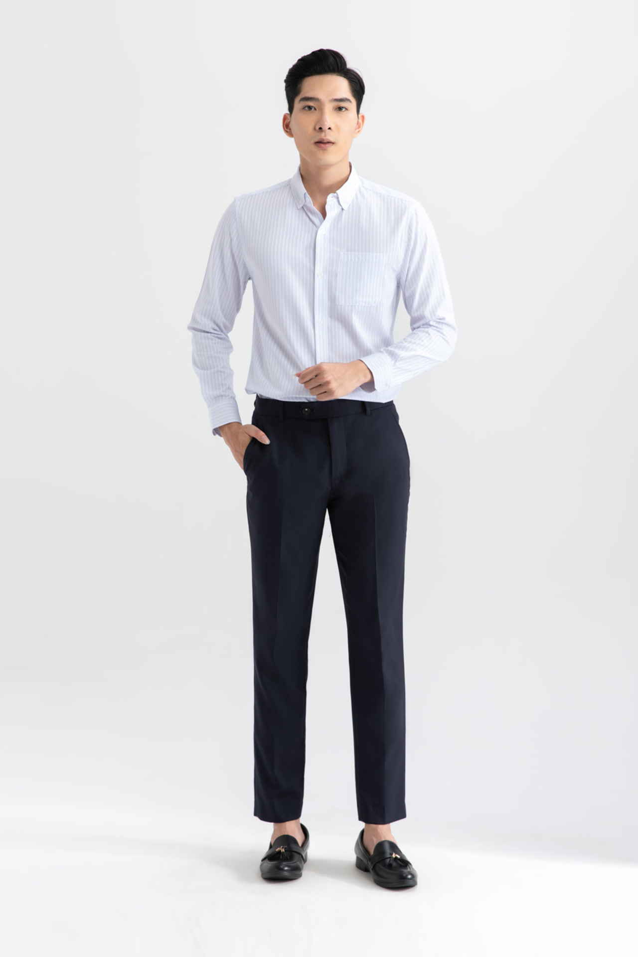 Quần âu dáng Slim Họa tiết Xanh Tím Than 