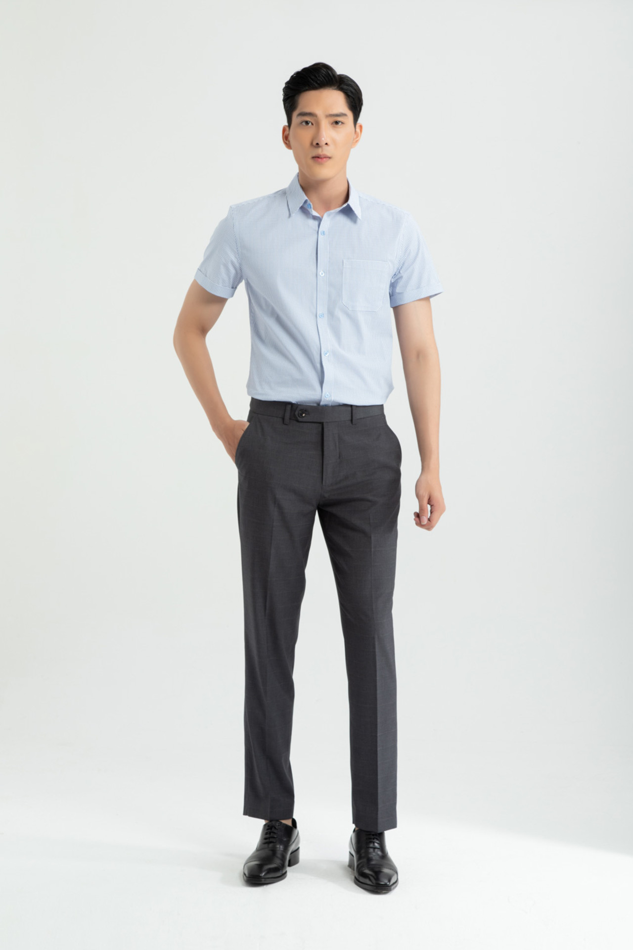 Quần âu nam dáng Slim