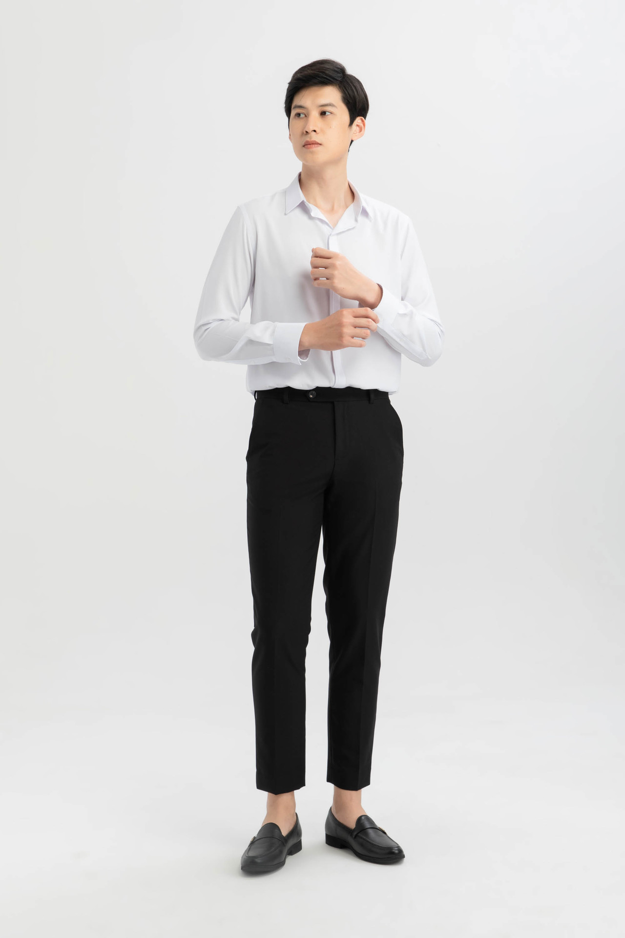 Quần tây nam dáng Slim khuy lệch
