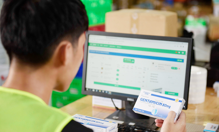 Sứ mệnh của chúng tôi Chăm sóc sức khỏe có tác động đáng kể bằng cách giải quyết các vấn đề phức tạp ”