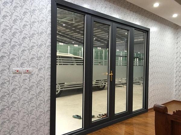Xingfa aluminum door project at Ms. Hien's house