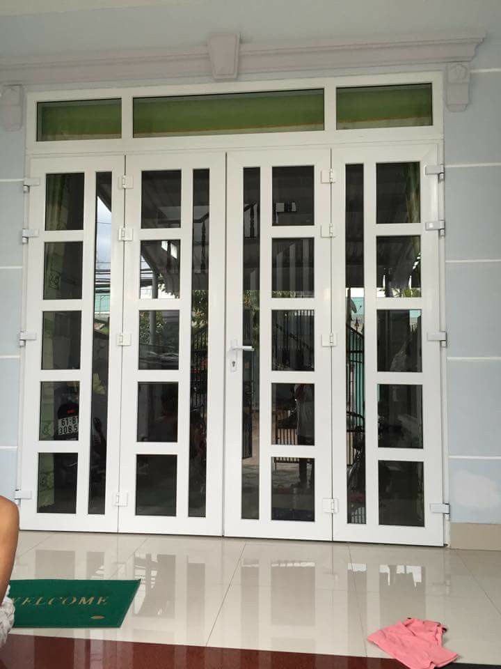 Aluminum glass doors