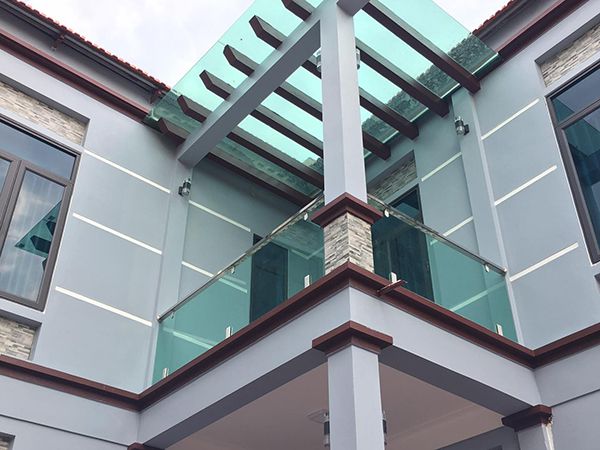 Glass balustrade 03