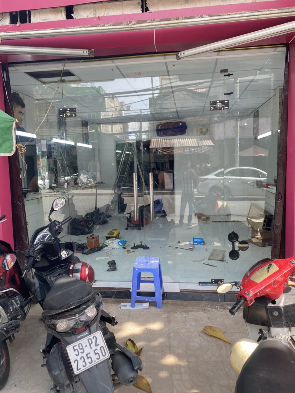 Tempered Glass 08