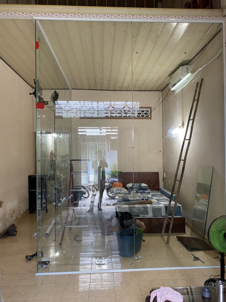 Tempered Glass 06