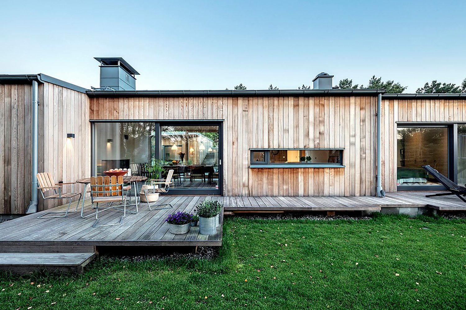 Xingfa aluminum doors - Smart choice for your home