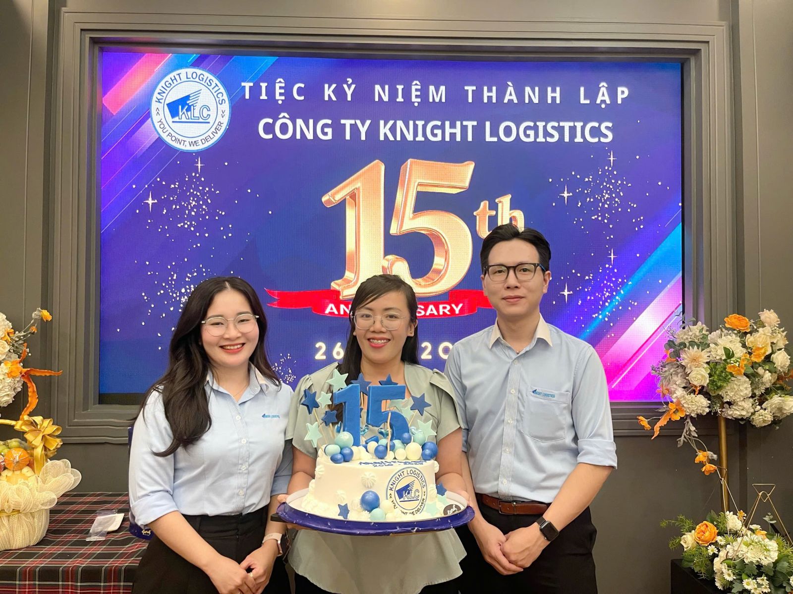 The Eight Core Departments of Knight Logistics