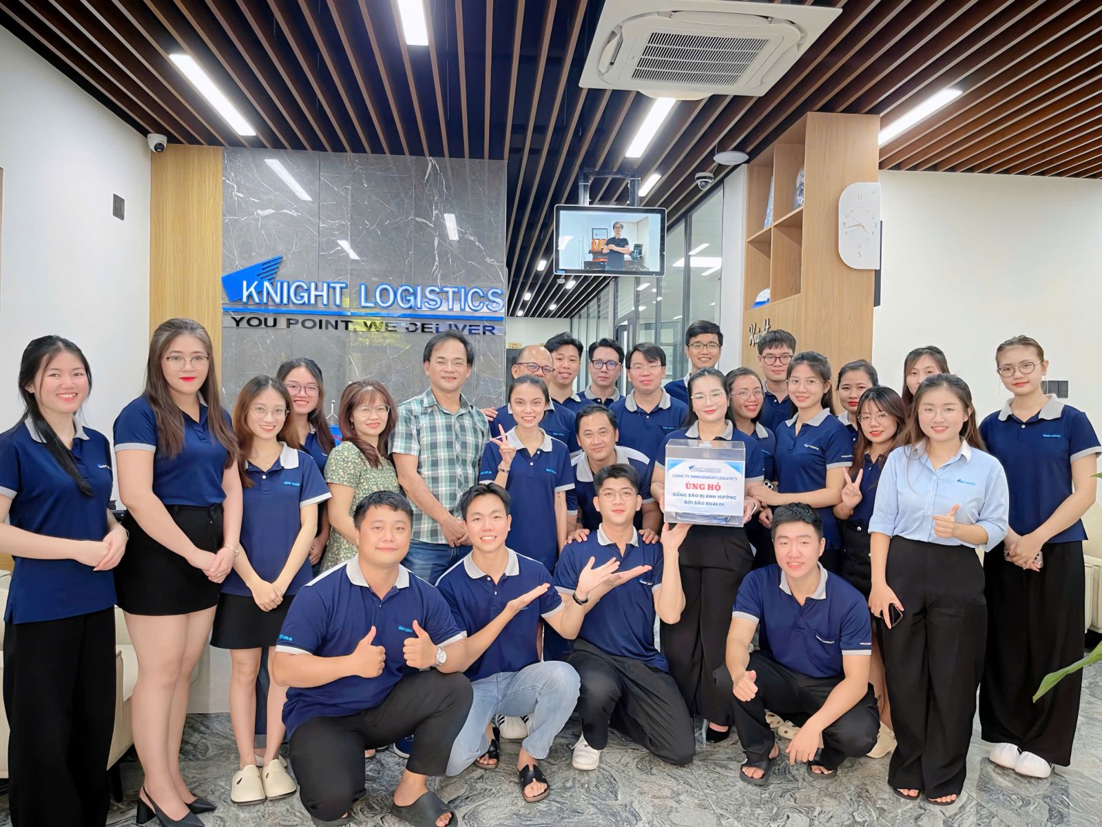 Tập thể Knight ủng hộ đồng bào bị ảnh hưởng bởi bão số 10