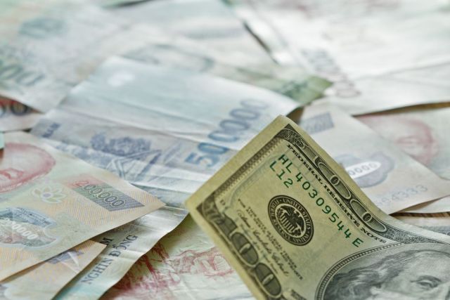 CÁC LOẠI PHÍ VÀ PHỤ PHÍ TRONG VẬN CHUYỂN ĐƯỜNG BIỂN